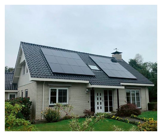 Einfamilienhaus mit PV-Anlage und Aquarea-Wärmepumpe